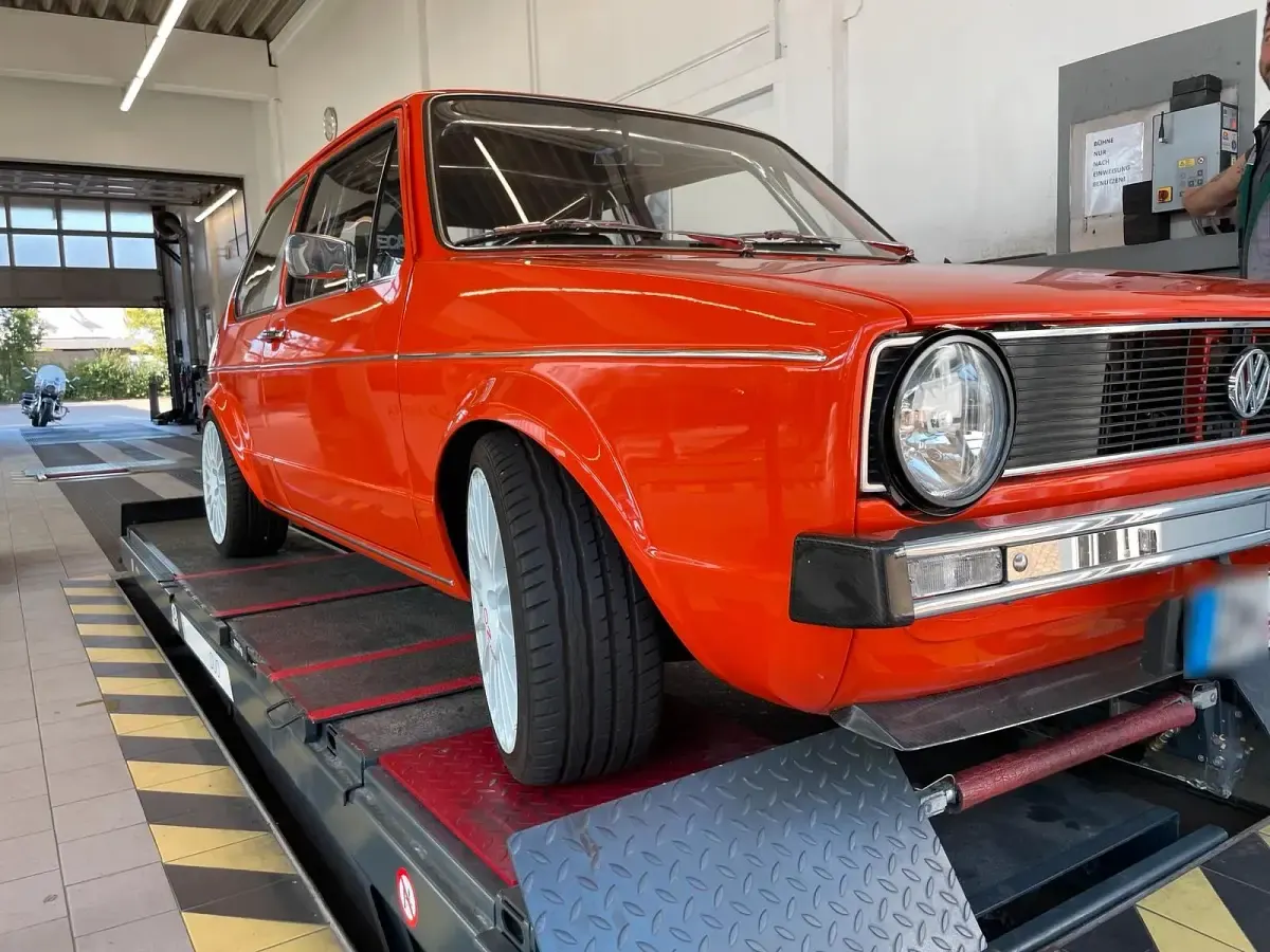 Gebraucht VW Golf I 193 PS (141 kW) 1982 Orange Kleinwagen