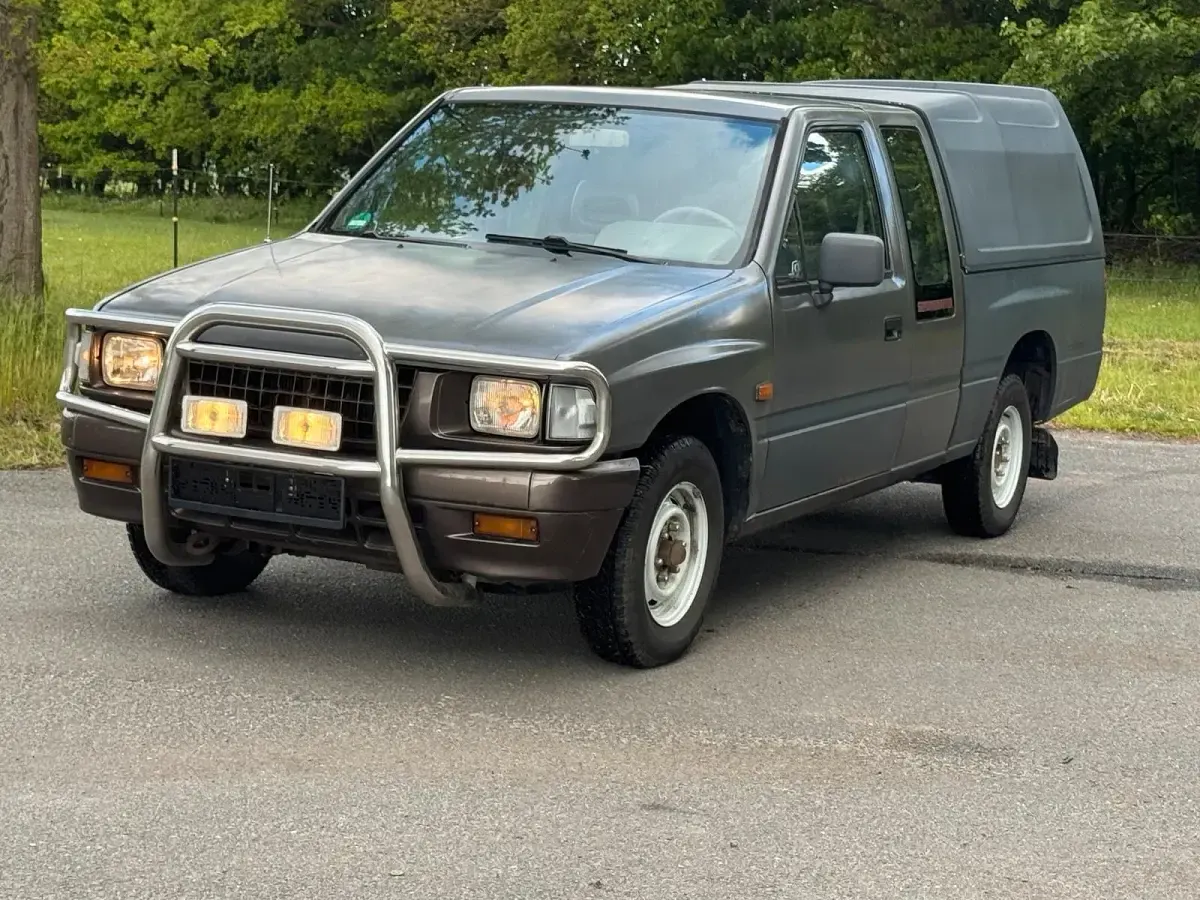 Używany Opel Campo 98 KM (72 kW) 1995 Szary Pickup