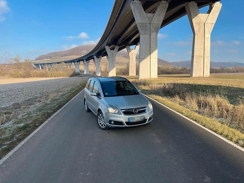 Gebraucht Opel Zafira 150 PS (110 kW) 2005 Grau Van / Kleinbus