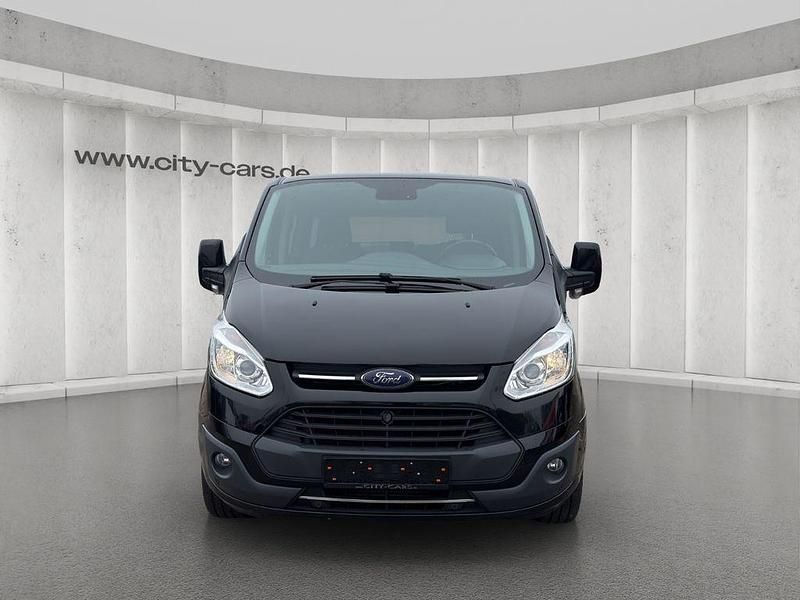 Gebraucht Ford Tourneo Titanium 131 PS (96 kW) 2017 Schwarz Van / Kleinbus