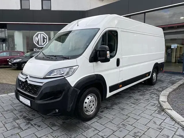Gebraucht Citroën Jumper 140 PS (102 kW) 2020 Weiss Van / Kleinbus