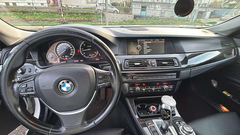Gebraucht BMW 530 258 PS (189 kW) 2012 Limousine