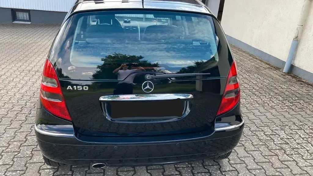 Gebraucht Mercedes A150 Avantgarde 95 PS (69 kW) 2005 Schwarz Van / Kleinbus