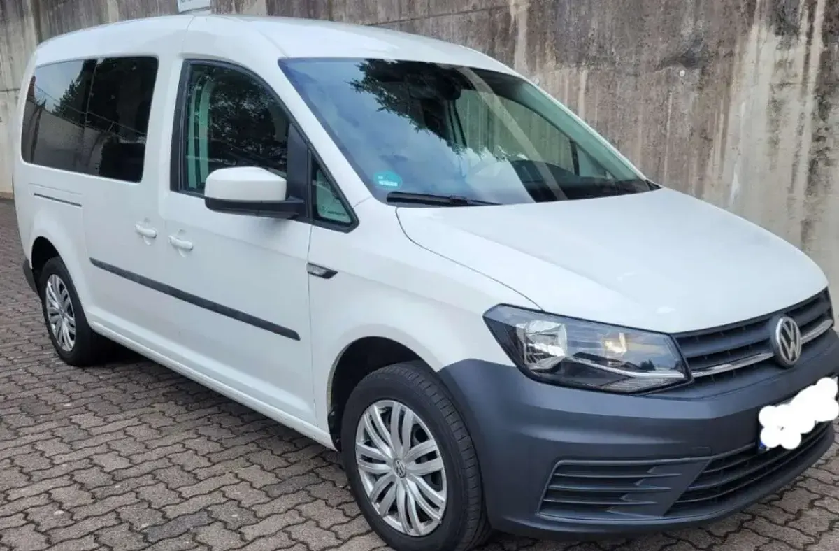 Second-hand VW Caddy Maxi 102 CP (75 kW) 2019 Alb Monovolum