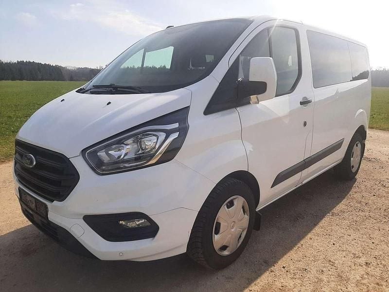 Second-hand Ford Transit Custom 107 CP (78 kW) 2019 Alb Break