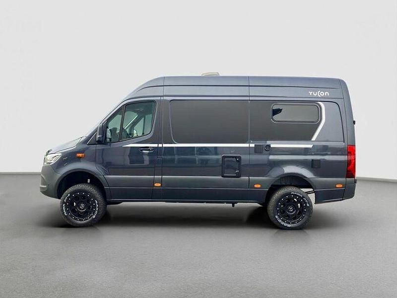 Gebraucht Mercedes Sprinter 190 PS (139 kW) 2023 Tenoritgrau (metallic) Van