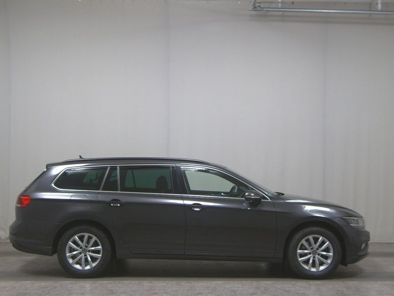 Mangangrau metallic Gebraucht 2022 VW Passat Business Kombi | 15.980 € (Guter Preis) - Bild 1/4
