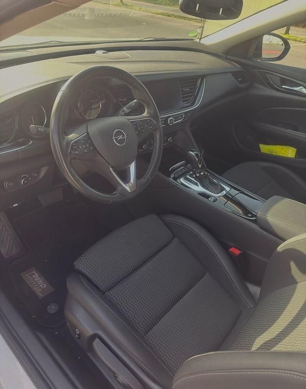 Gebraucht Opel Insignia 170 PS (125 kW) 2021 Weiß Limousine