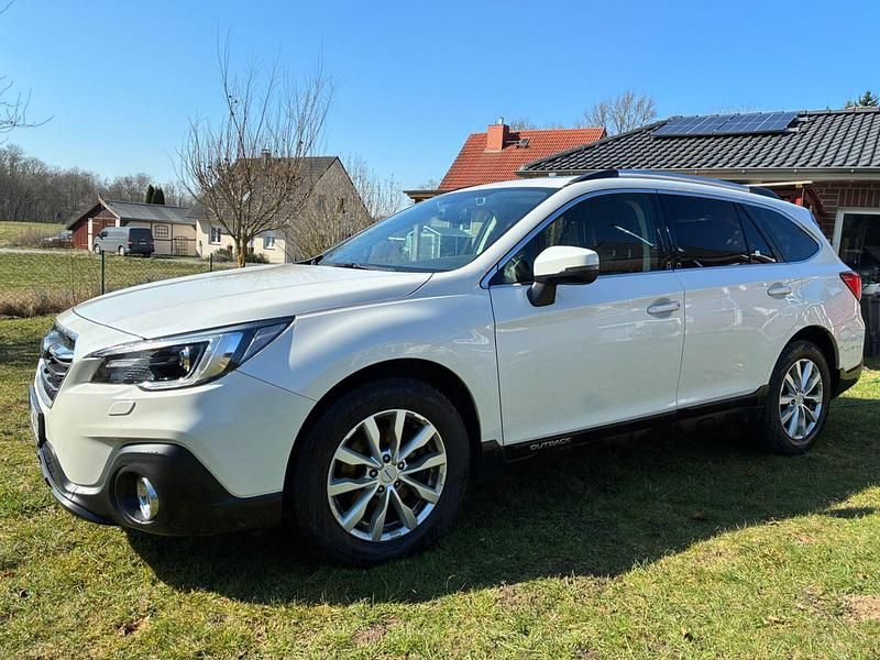 Gebraucht Subaru Outback Comfort 175 PS (128 kW) 2019 Weiß Kombi