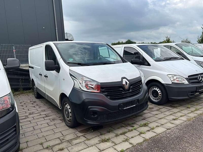 Weiß Gebraucht 2019 Renault Trafic Van | 12.490 € - Bild 1/4