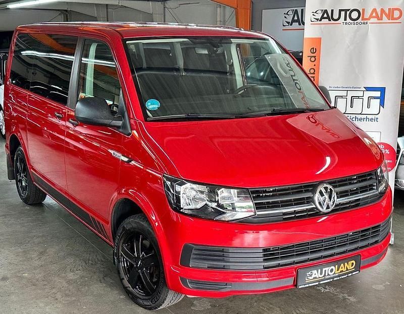 Gebraucht VW T6 Trendline 150 PS (110 kW) 2017 Kirschrot Van