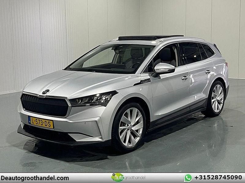 Grau Gebraucht 2021 Skoda Enyaq iV SUV | 16.335 € (Guter Preis) - Bild 1/4