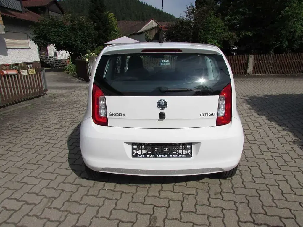 Gebraucht Skoda Citigo 75 PS (55 kW) 2012 Weiß Kleinwagen