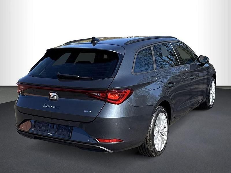 Neu Seat Leon ST 204 PS (150 kW) 2026 "magnetic tech" Kombi