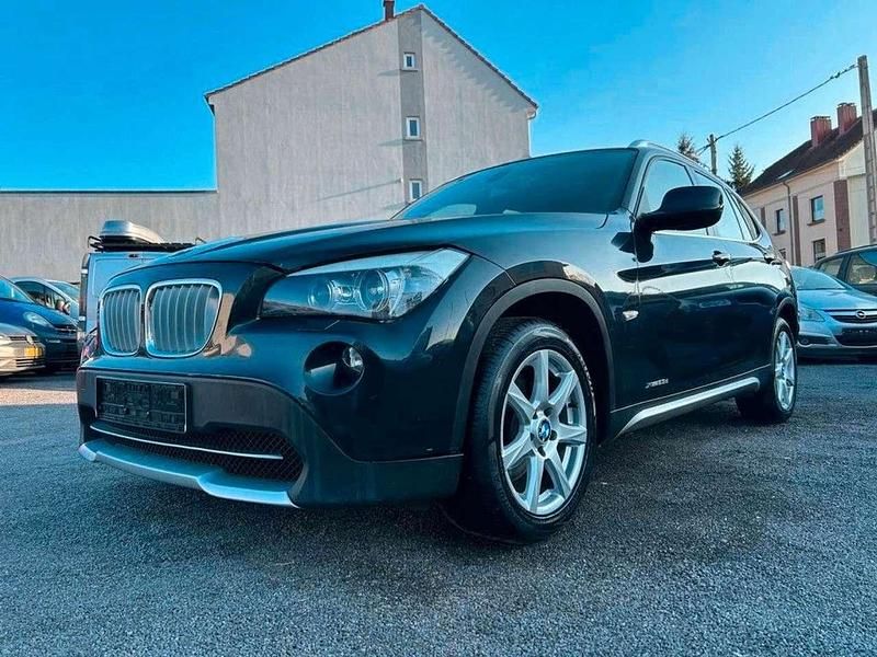 Black sapphire metallic Gebraucht 2009 BMW X1 SUV | 6.990 € (Fairer Preis) - Bild 1/4