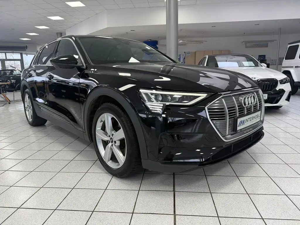 Gebraucht Audi e-tron S-Line 300 kW (408 PS) 2019 Brillantschwarz SUV
