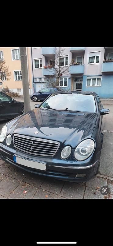 Gebraucht Mercedes E220 Avantgarde 150 PS (110 kW) 2002 Limousine