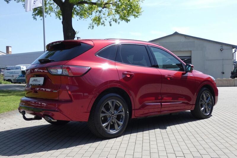 Gebraucht Ford Kuga ST-Line 224 PS (164 kW) 2020 Lucidrot metallic SUV