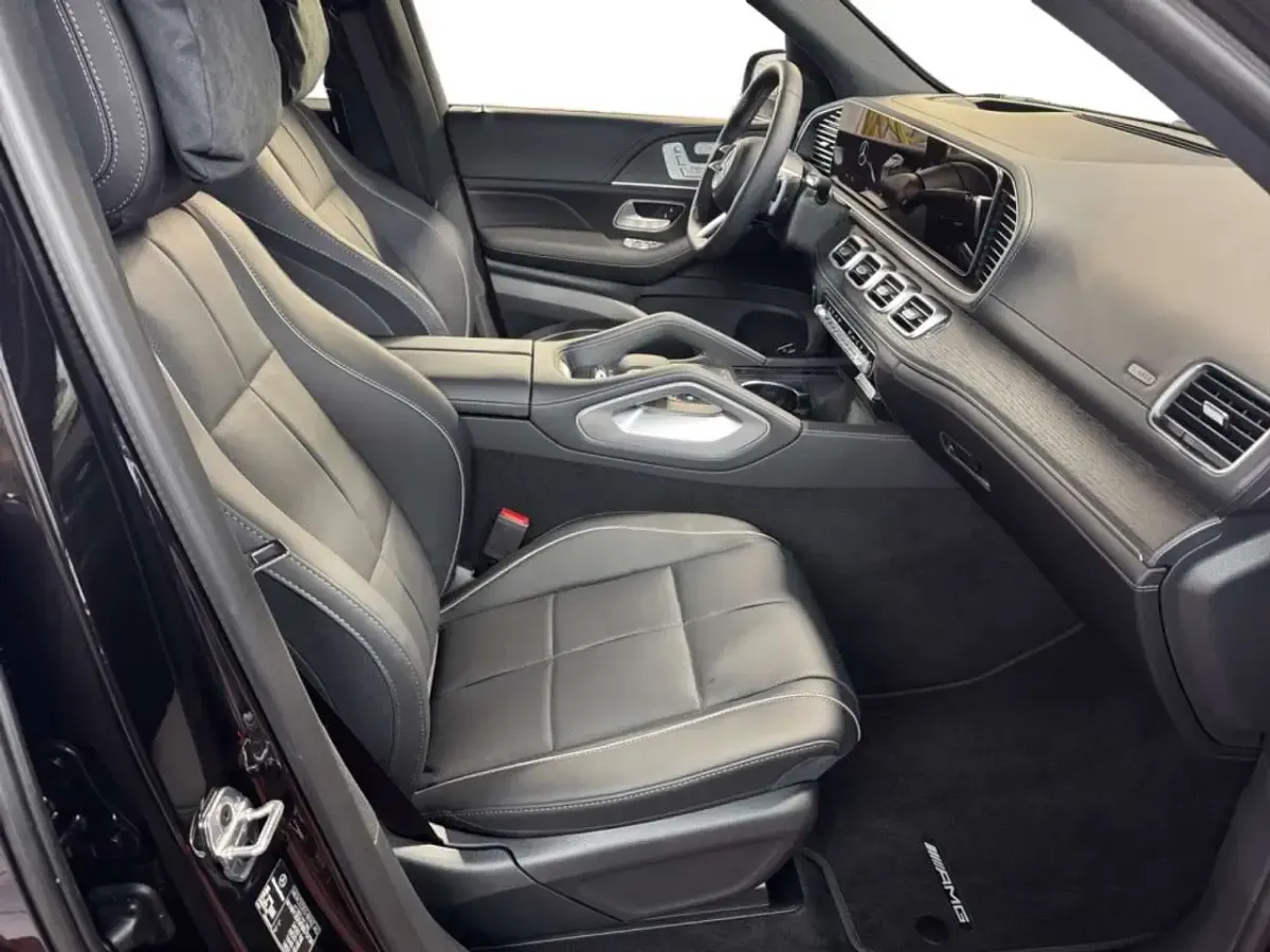 Gebraucht Mercedes GLS450 AMG 367 PS (269 kW) 2026 Schwarz SUV