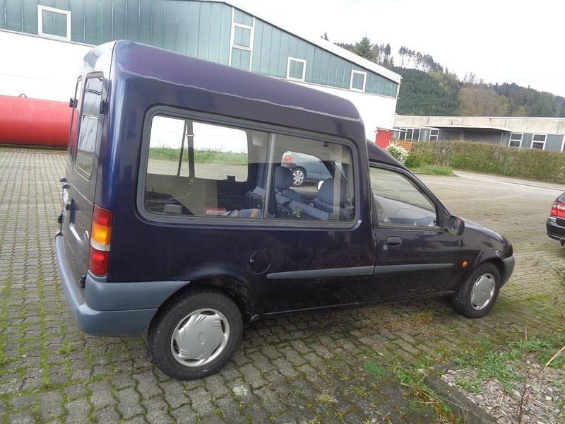 Gebraucht Ford Courier 60 PS (44 kW) 1996 Blau Van / Kleinbus