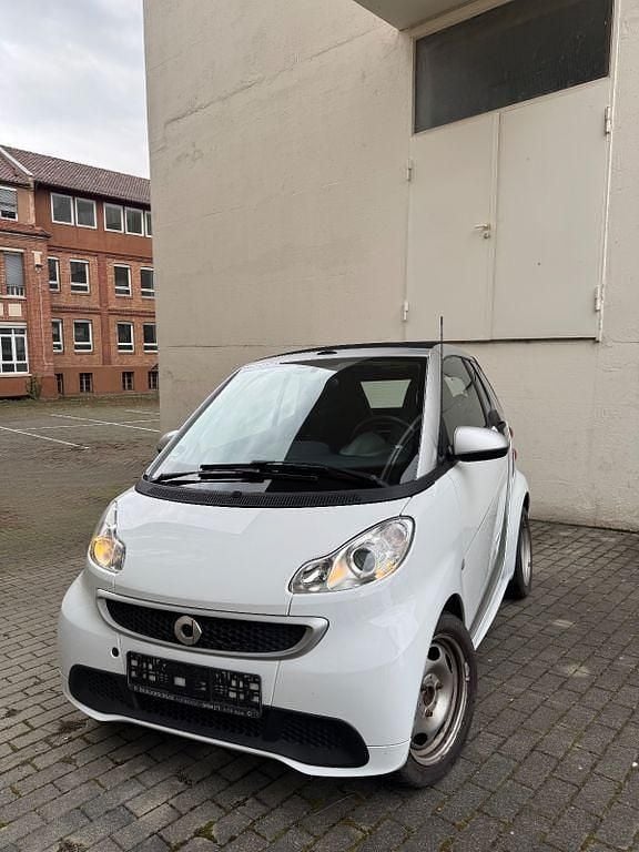 Gebraucht Smart ForTwo Cabrio Passion 84 PS (61 kW) 2013 Weiß Cabrio