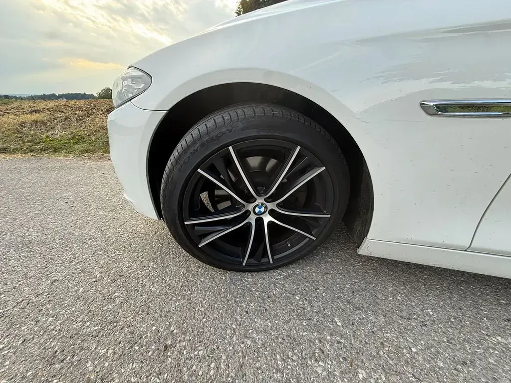 Gebraucht BMW 520 184 PS (135 kW) 2013 Weiß Kombi