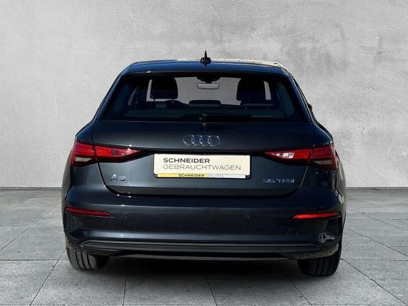 Gebraucht Audi A3 Advanced 150 PS (110 kW) 2022 Grau Limousine