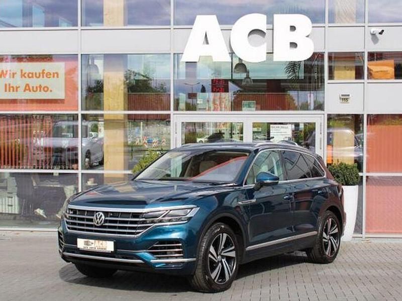 Aquamarinblau metallic (metallic) Gebraucht 2019 VW Touareg SUV | 38.900 € (Guter Preis) - Bild 1/4