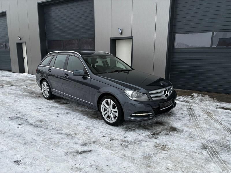 Gebraucht Mercedes C220 170 PS (125 kW) 2013 Grau Kombi