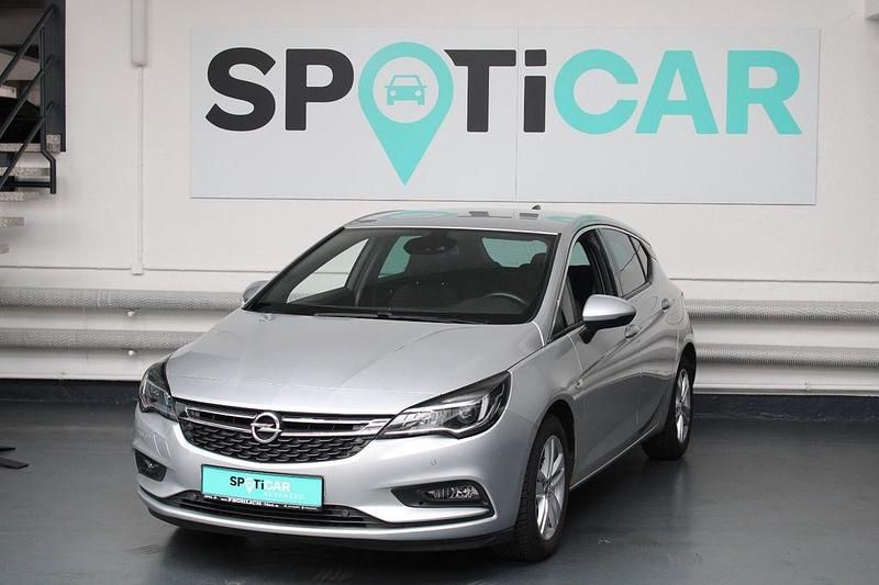 Silber Gebraucht 2016 Opel Astra Dynamic Limousine | 11.900 € (Etwas zu teuer) - Bild 1/4