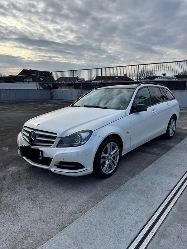 Gebraucht 2011 Mercedes C350 Avantgarde Kombi | 9.990 € (Superpreis) - Bild 1/4