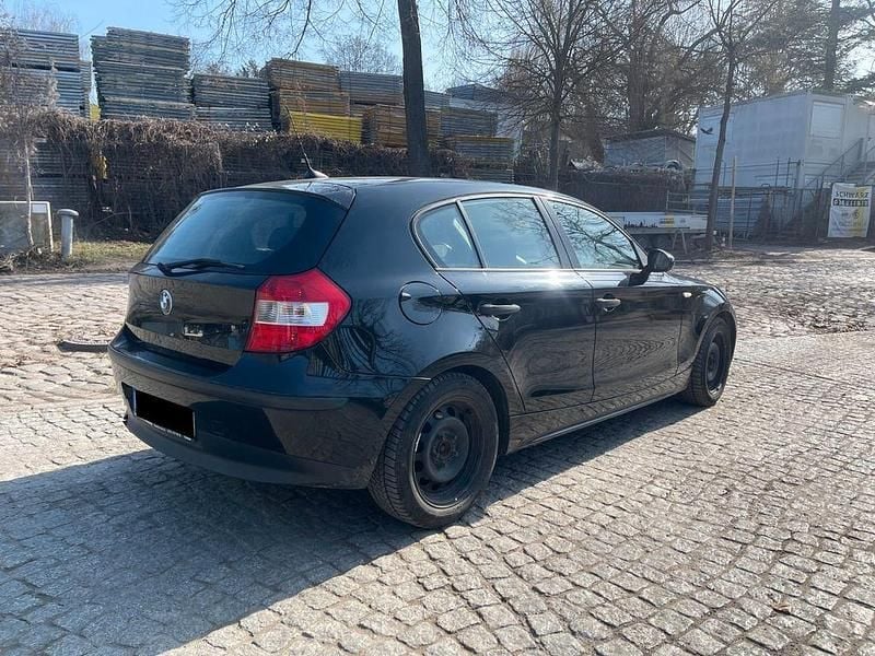 Gebraucht BMW 116 Advantage 122 PS (89 kW) 2007 Schwarz Kleinwagen