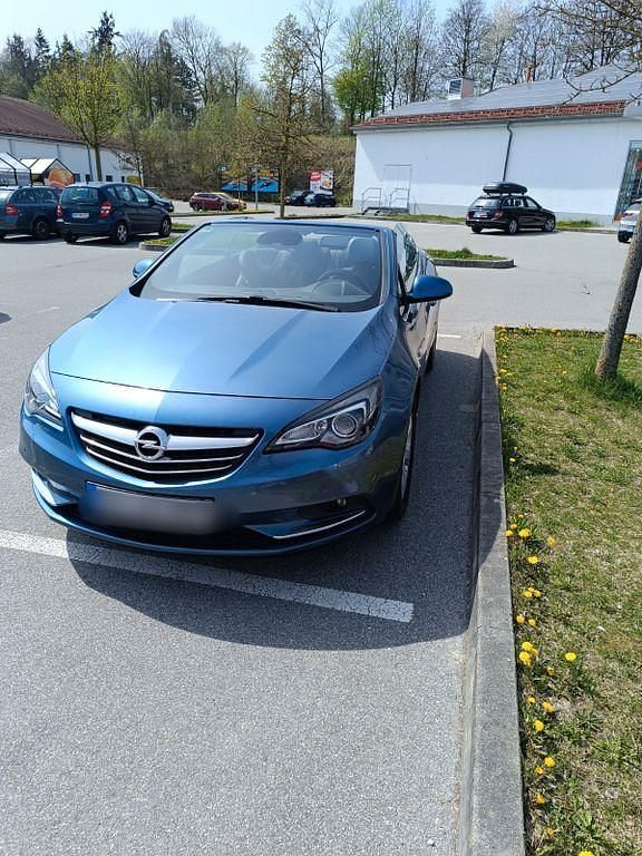 Gebraucht Opel Cascada 140 PS (102 kW) 2013 Blau Cabrio