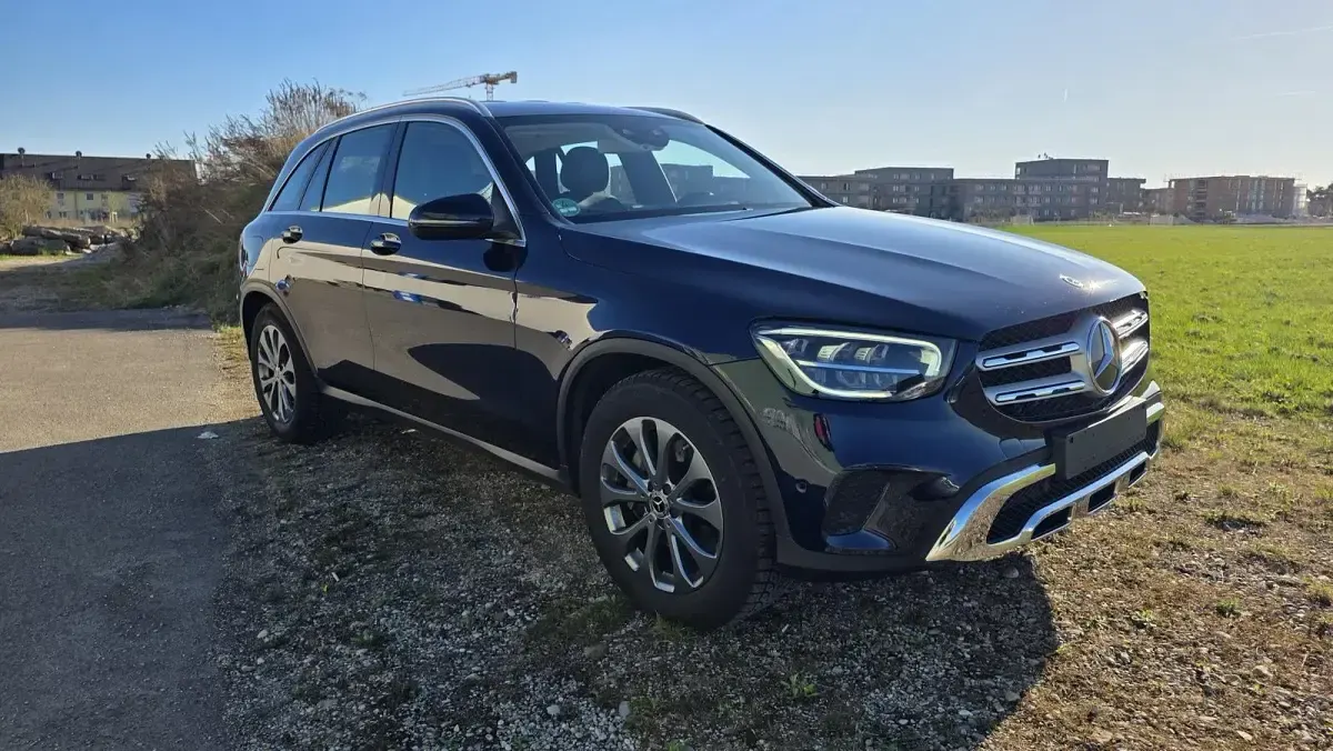 Gebraucht Mercedes GLC400d 330 PS (242 kW) 2020 Blau SUV