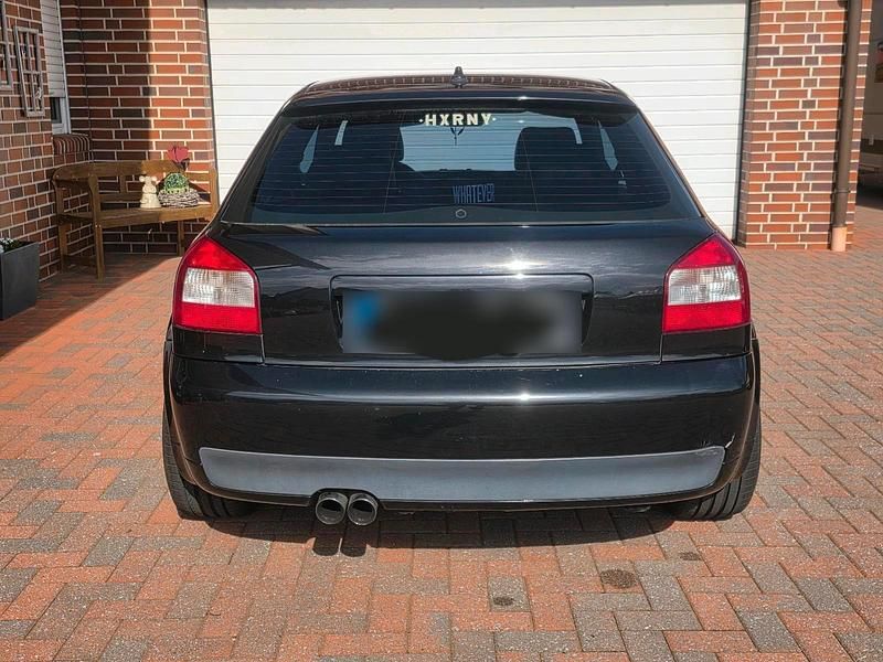 Usata Audi S3 210 CV (154 kW) 2001 Nero Utilitaria