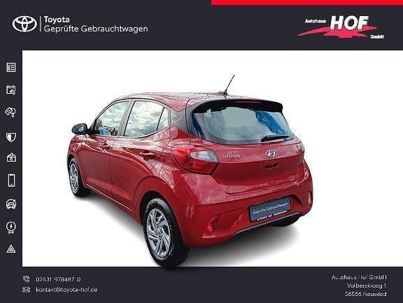 Gebraucht Hyundai i10 67 PS (49 kW) 2022 Rot Kleinwagen
