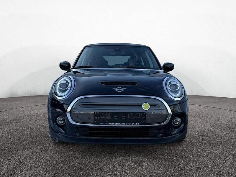 Gebraucht Mini Cooper SE 75 kW (102 PS) 2020 Schwarz Kleinwagen