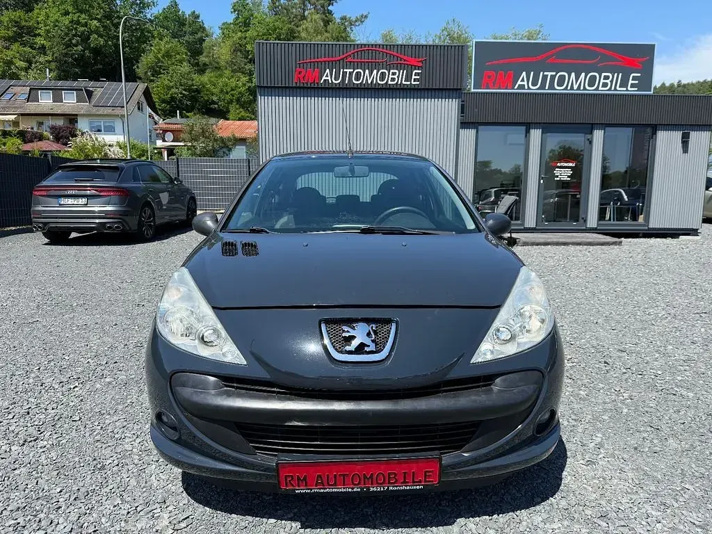 Gebraucht Peugeot 206+ 60 PS (44 kW) 2009 Grau Kleinwagen