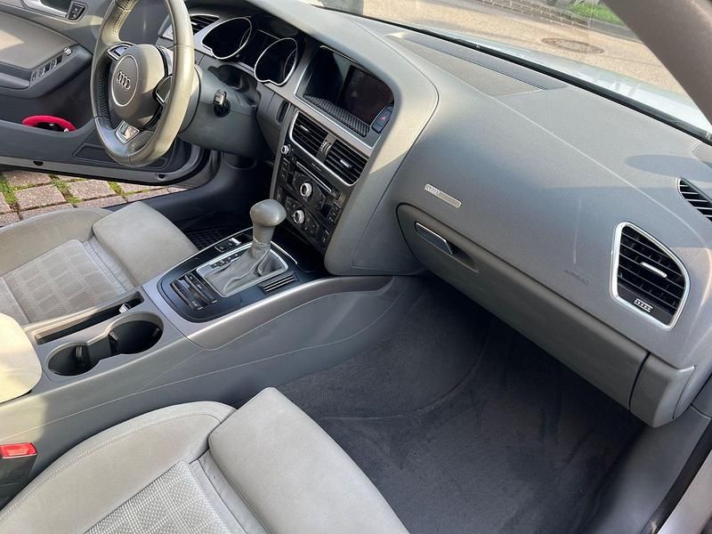 Gebraucht Audi A5 Sportback 170 PS (125 kW) 2013 Silber Kleinwagen