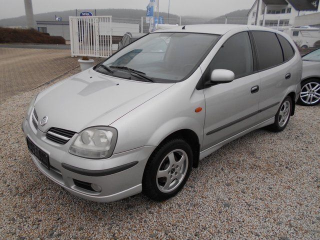 Gebraucht Nissan Almera Tino Acenta+ 116 PS (85 kW) 2004 Silber metallic Van / Kleinbus
