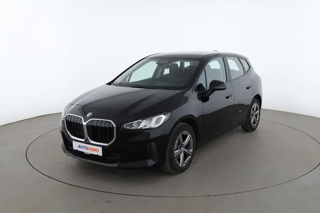 Gebraucht BMW 216 Active Tourer 122 PS (89 kW) 2024 Van / Kleinbus
