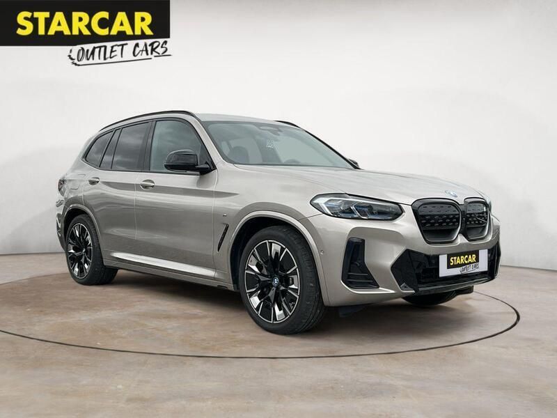 Kaschmirsilber metallic Gebraucht 2023 BMW iX3 Impressive SUV | 50.770 € (Teuer) - Bild 1/4