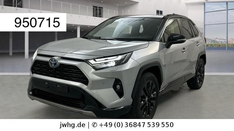 Silver metallic (1d6)/ attitud Gebraucht 2024 Toyota RAV4 Hybrid Style SUV | 38.950 € (Guter Preis) - Bild 1/4