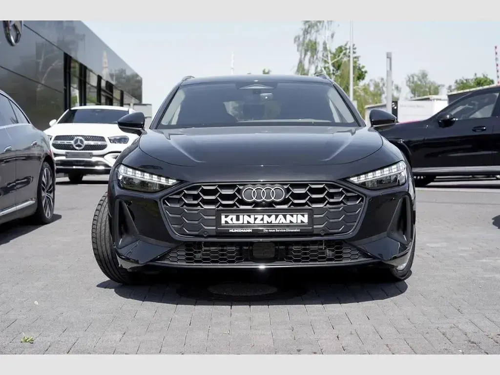 Neu Audi A5 Sport 299 PS (219 kW) 2026 Mythosschwarz metallic metallic Kombi