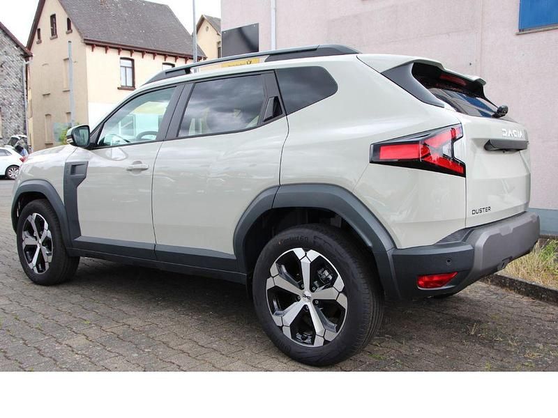 Neu Dacia Duster Journey 131 PS (96 kW) 2025 Beige SUV