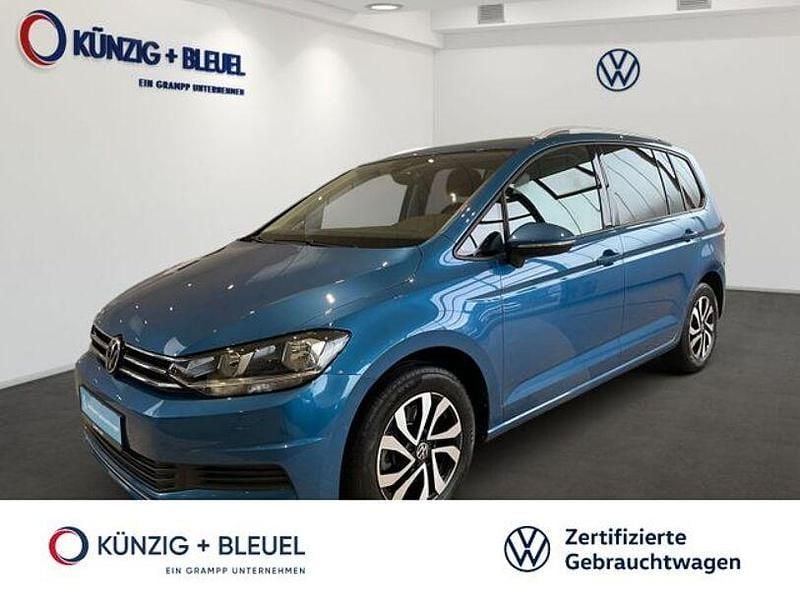 Caribbean blue metallic Gebraucht 2022 VW Touran Active Van / Kleinbus | 29.880 € (Fairer Preis) - Bild 1/4