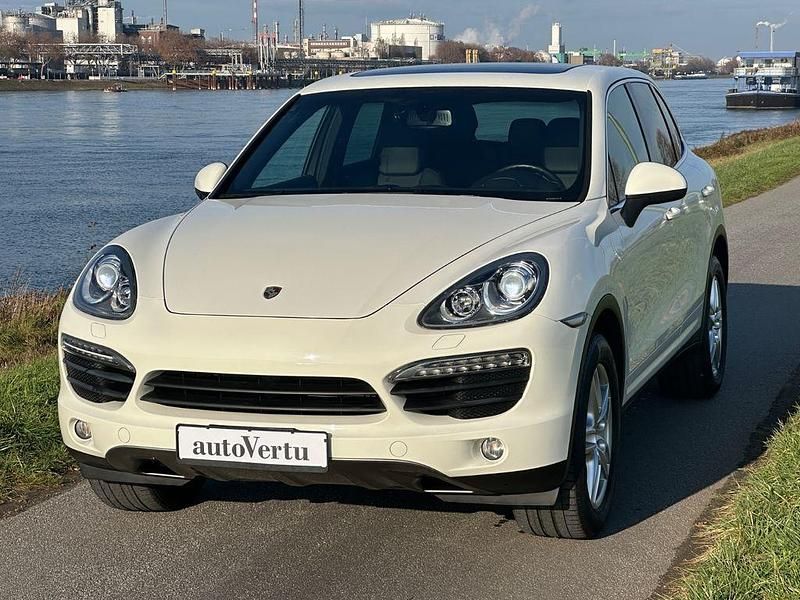 Weiß Gebraucht 2013 Porsche Cayenne S SUV | 31.398 € (Fairer Preis) - Bild 1/4