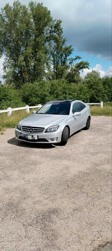 Silber Gebraucht 2010 Mercedes CLC220 Kleinwagen | 6.500 € - Bild 1/4