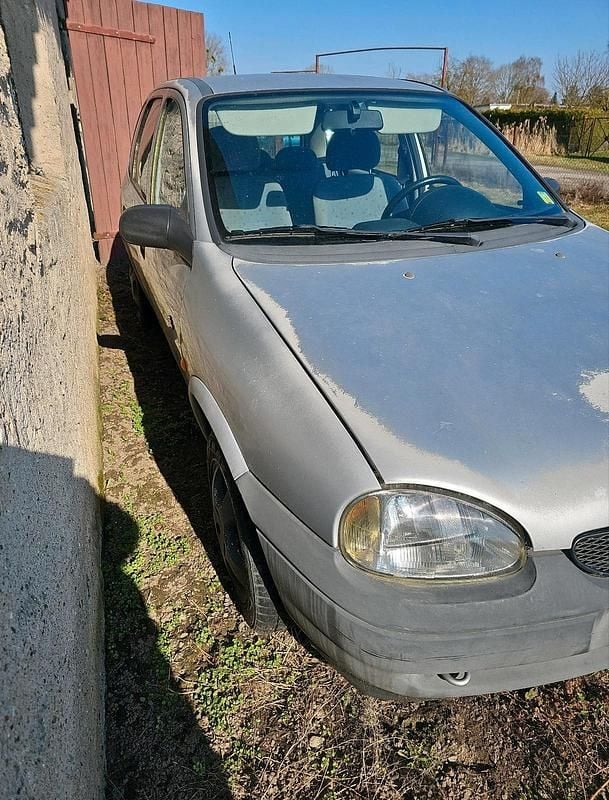 Gebraucht Opel Corsa 60 PS (44 kW) 1997 Grau Kleinwagen