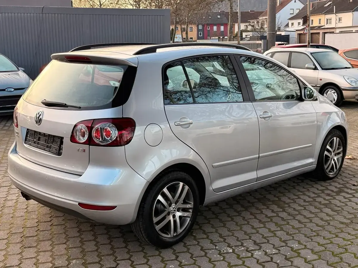 Używany VW Golf Plus Cross 120 KM (88 kW) 2009 Szary Minivan